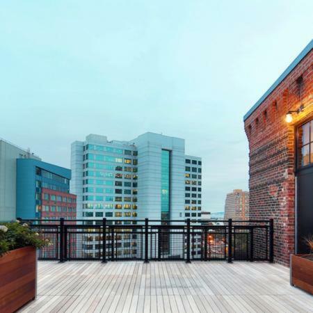 Deedee'S Industrial Lofts Aparthotel Τζέρσεϊ Εξωτερικό φωτογραφία